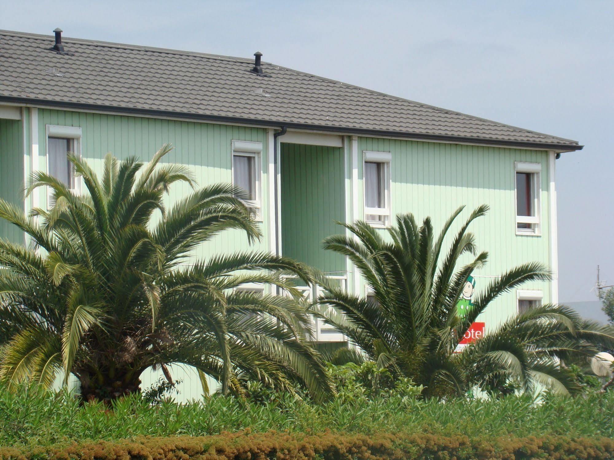 Fasthotel Perpignan Exterior foto